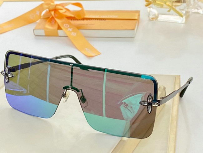 Louis Vuitton Sunglasses AAA+ ID:20220317-781